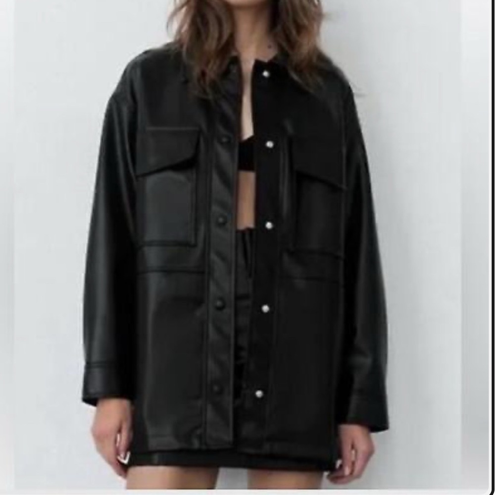 Chic Black Faux Leather Jacket